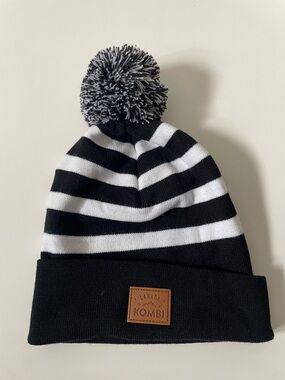 Kombi Merino Wool The Cottage Toque Beanie Hat Pom Pom Striped Black White